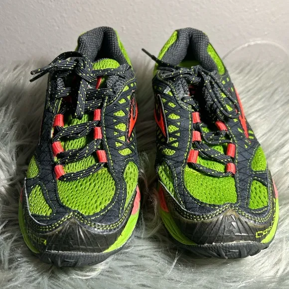 Brooks Cascadia 7 Trail Running Green/Orange Green and Black Sneakers Size 7