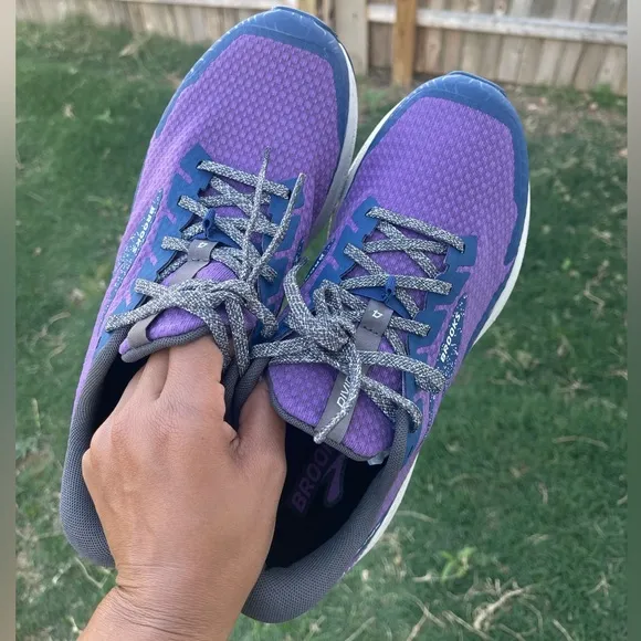 Brooks Divide 4 Men’s Size 10 Trail Running Shoes Purple/Navy/Oyster