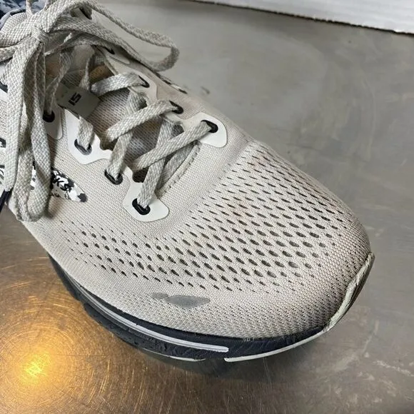 Brooks Ghost 15 Road Running Sneakers Shoes White Ebony Oyster Women’s Sz 10