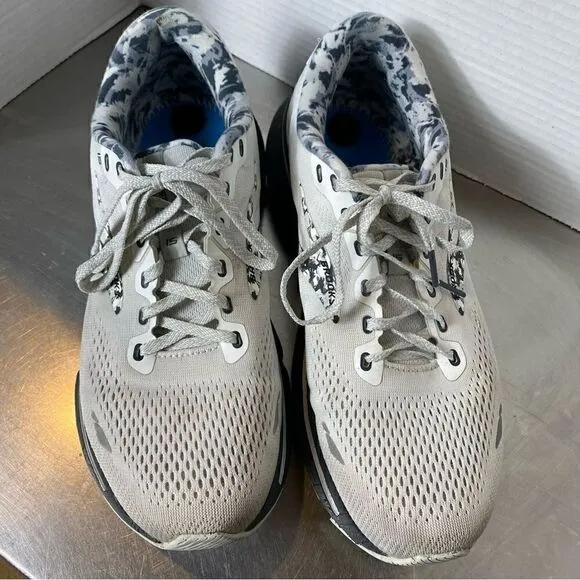 Brooks Ghost 15 Road Running Sneakers Shoes White Ebony Oyster Women’s Sz 10