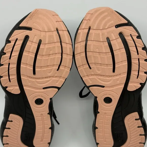 Brooks Glycerin Stealthfit 20 Road Running Shoes Womens 7 Black Peach Sneakers