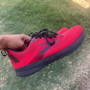 Brooks Revel 4 Red/Black CA3702-918 Men Size 8 Running Shoes