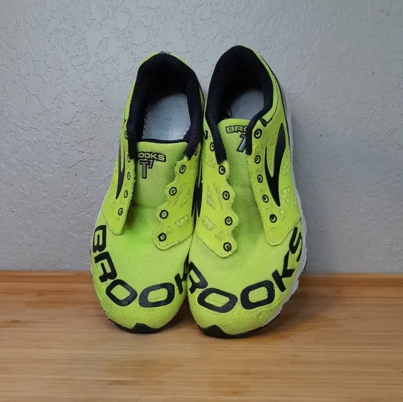Brooks T7 Racer Green Athletic Shoes