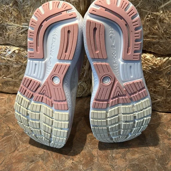 Brooks Women's Ghost Running Shoes