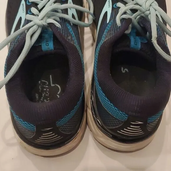 Brooks Dyad 10 Running Shoes Size 10M