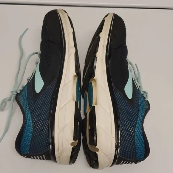 Brooks Dyad 10 Running Shoes Size 10M
