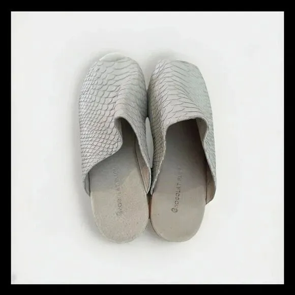 Chocolat Blu Women Shoes Yiona Off- White Leather Slide Sandal Size 7.5