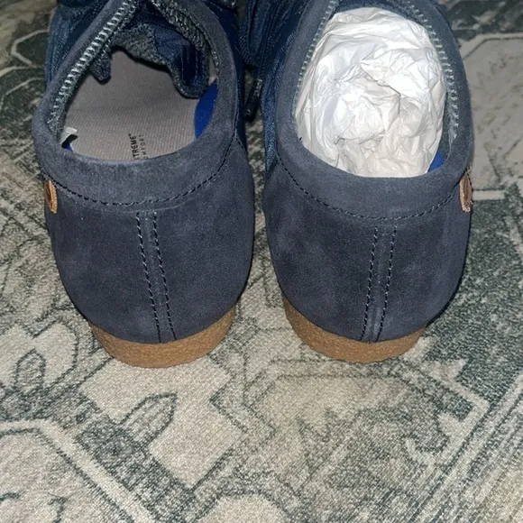 Clarks Men's Shacre II Step Shoes in navy size 11