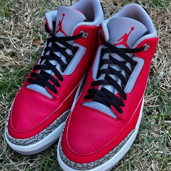 CLEAN Air Jordan 3 Retro Red Unite size 12 Mens shoes
