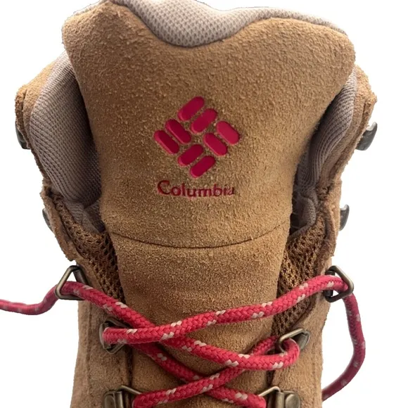 Columbia Women's Yoncalla Mid Suede Waterproof Hiking Boots, Camel Size 7