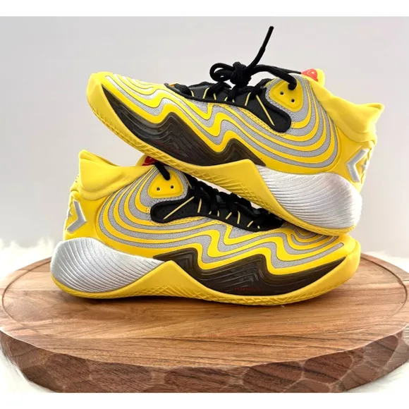 Converse All Star BB Shift CX Transformers Bumblebee Men's 7- Wmns 8.5-A11656C
