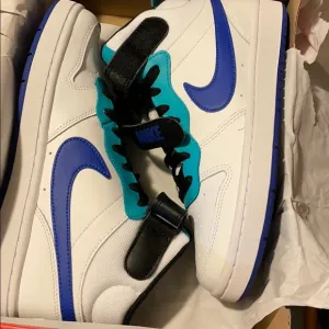 COPY - Nike shoes court borough kid youth 5y new boy girl