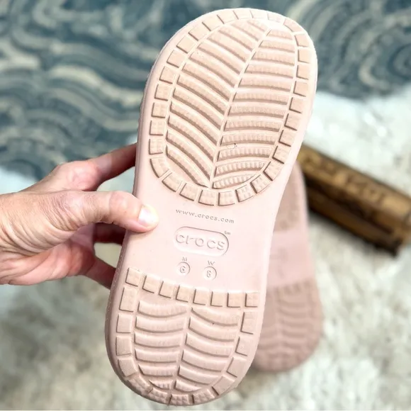 CROCS Classic Crush platform Clog pale pink shimmer sparkle size 8