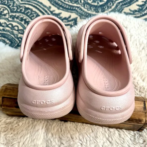 CROCS Classic Crush platform Clog pale pink shimmer sparkle size 8