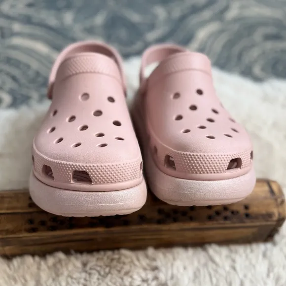 CROCS Classic Crush platform Clog pale pink shimmer sparkle size 8