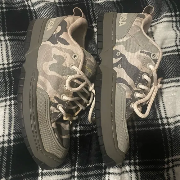 DC Shoes Camouflage Sneakers