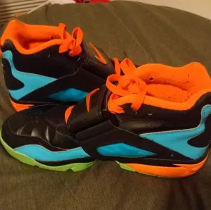 Deion Sanders diamond turf size 10 for men