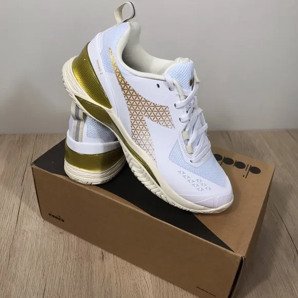 Diadora Blushield Torneo 2 W AG Women's 8 Tennis shoes NWT