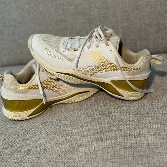 Diadora - Women’s - Tennis Shoes - size 8
