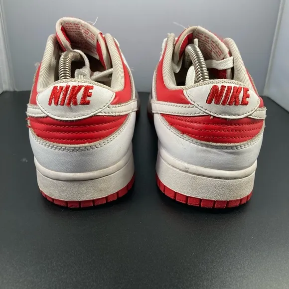 Dunk low championship red sz9