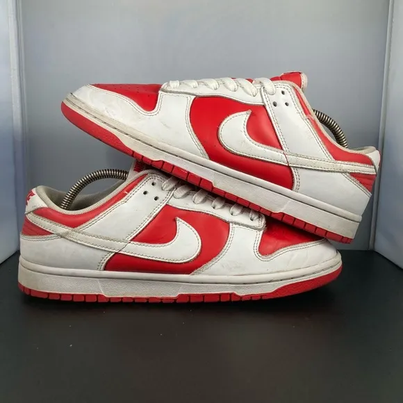 Dunk low championship red sz9