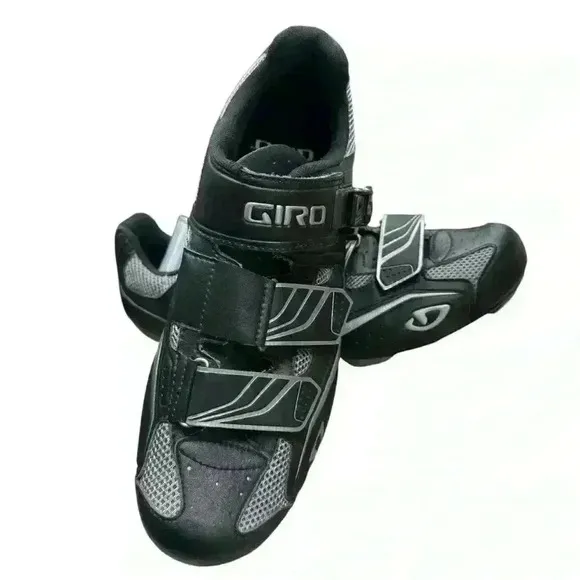 Giro Apeckx Men’s Bicycling Shoes US 9.5 EU 43 Looks NEW