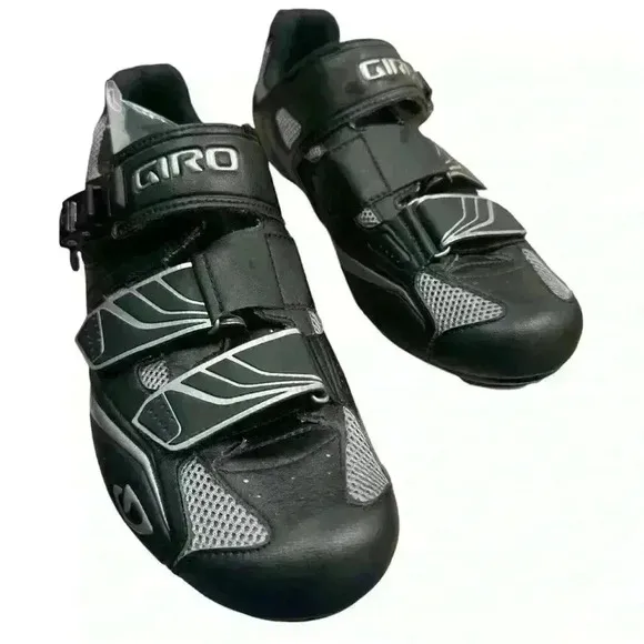 Giro Apeckx Men’s Bicycling Shoes US 9.5 EU 43 Looks NEW
