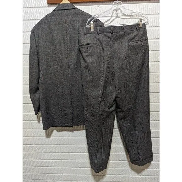 H. Freeman &amp; Son Men's Gray 2 Piece Single Breasted Plaid Wool Pant Suit Size 40