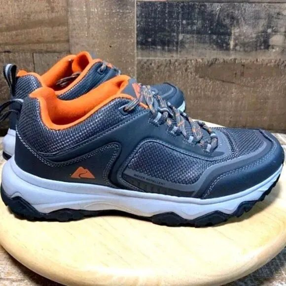Hiking Shoes Size: 6 . Water Repellant . Leather and Mesh . Ozark Trail . New