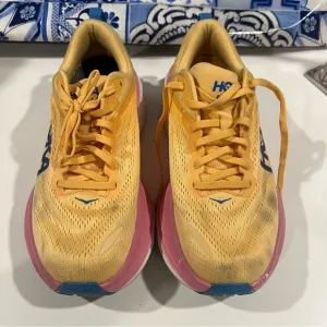 Hoka bondi 8 max cushioned road running shoes