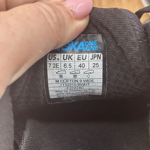 Hoka Clifton 9 Shoes Black White Daily Road Jogging Support Men Size 7 (2E) Wide