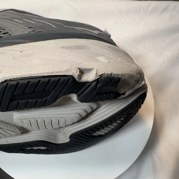 Hoka One One Bondi 7 Men 10.5 Sharkskin Gray Running Shoes Cushioned Trainer