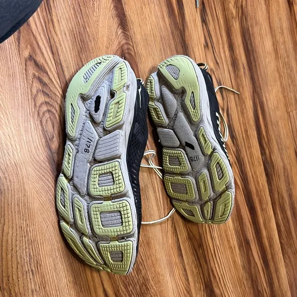 Hoka One One Bondi 7 Shoes Mens Size 11 110518 BMMO F27220D Blue