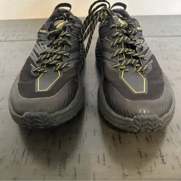 Hoka One One Men’s All Black Speedgoat GoreTex Trail Running Shoes