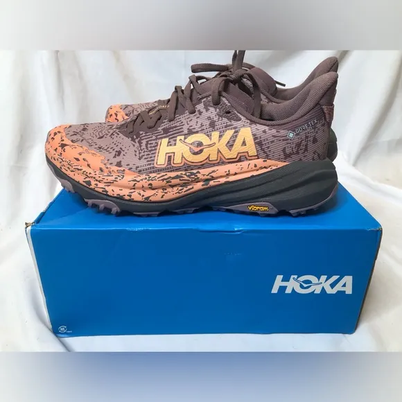 Hoka Women’s Speedgoat 6 GTX Gore-Tex Trail Running Shoes-Size 9B- Mint Conditon