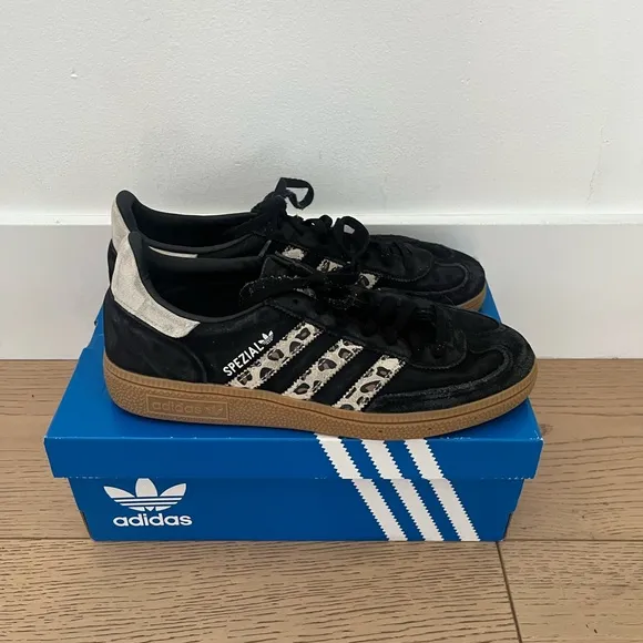 💥HP 💥 Adidas Handball Spezial Black White Leopard Sneaker Shoes