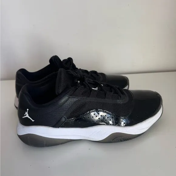 Jordan 11 CMFT Low Black White size 8