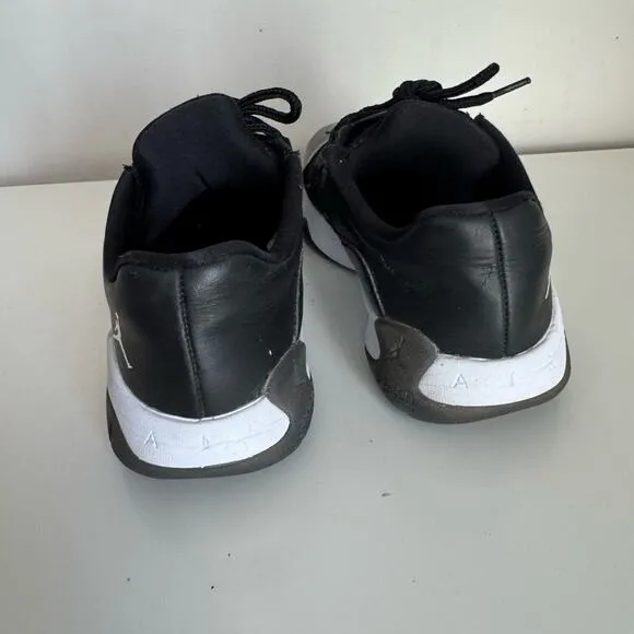 Jordan 11 CMFT Low Black White size 8