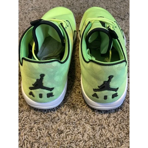 Jordan Eclipse Men’s Size 13 Ghost Green/ Black 724010-304 New With Original Box