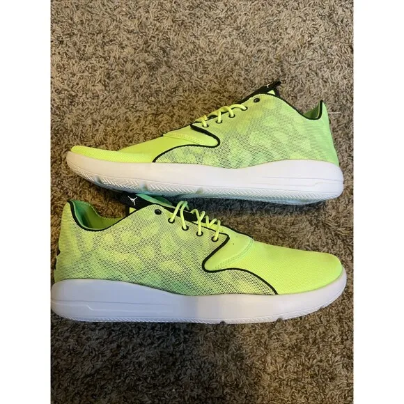 Jordan Eclipse Men’s Size 13 Ghost Green/ Black 724010-304 New With Original Box