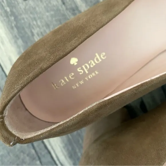 Kate Spade Shoes Size 10.5 Taupe Tan Brown Suede Beverly Pumps Block Heels NIB