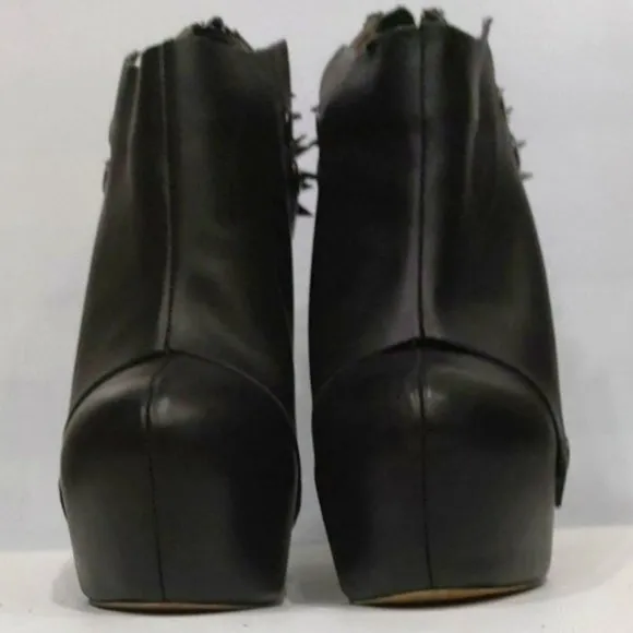 💥💥KILLER DESIGN💥💥Jenuine Leather Missy Spiked Platform Bootie in Black