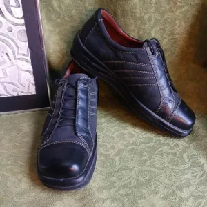 Kumfs Black Leather Quilted Suede Sneakers NEW ZEALAND Men US 10 , EU 43 Import