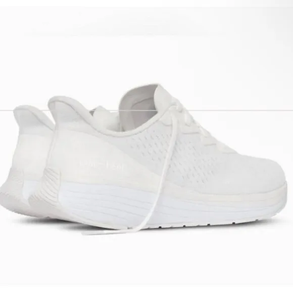 LANE-EIGHT MENS RELAY TRAINER SHOES IN SIZE 11 - White/Breeze
