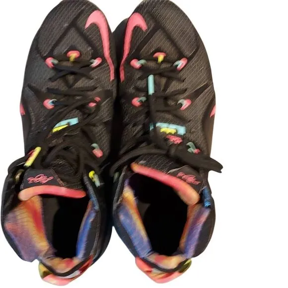 LeBron James US 10.5