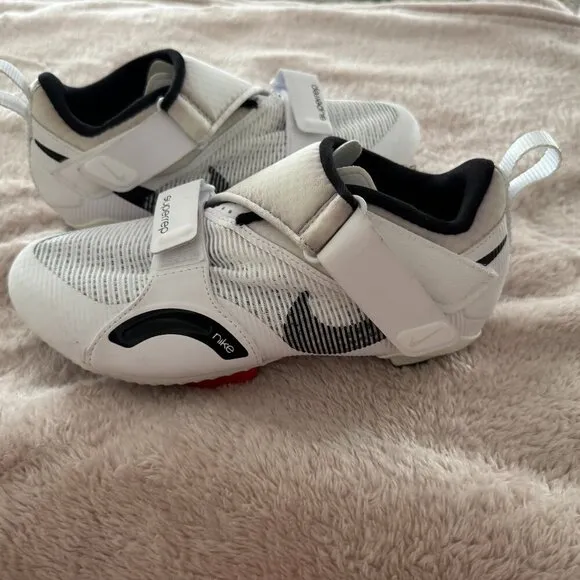 Like New Nike SuperRep Cycling Shoes Women's White CJ0775-100 SIZE 6 Cleets