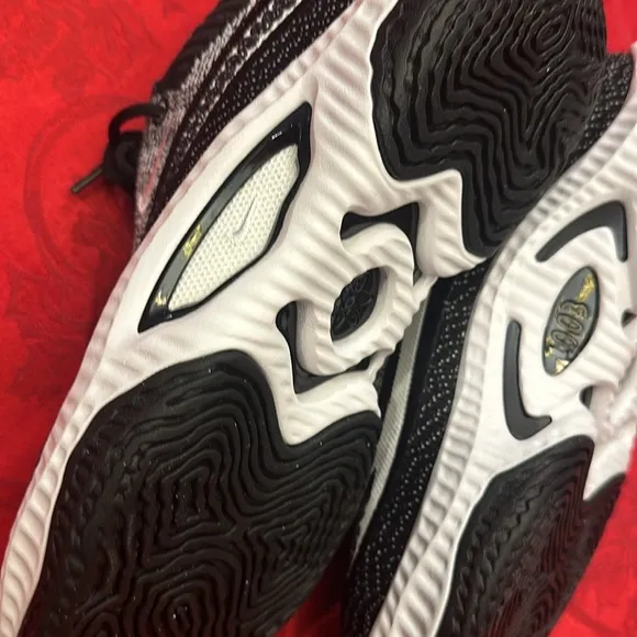 Men Nike Cosmic Unity 3 NEW Size 8 menShoes Black White Gray DV2757 002