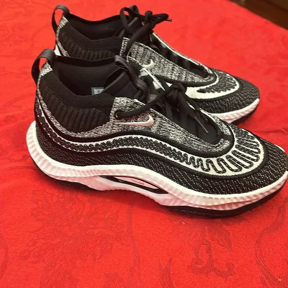 Men Nike Cosmic Unity 3 NEW Size 8 menShoes Black White Gray DV2757 002
