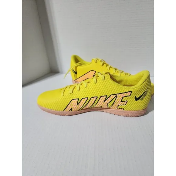 Men's Nike Mercurial Vapor 15 turf Soccer Shoes Size 7 Yellow indoor DJ5969-780