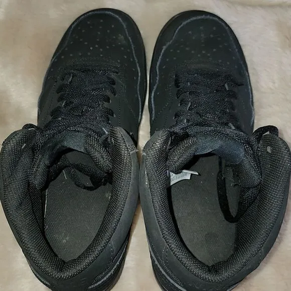 MEN'S NIKE BLACK COURT VISION MID SHOES, SIZE 8